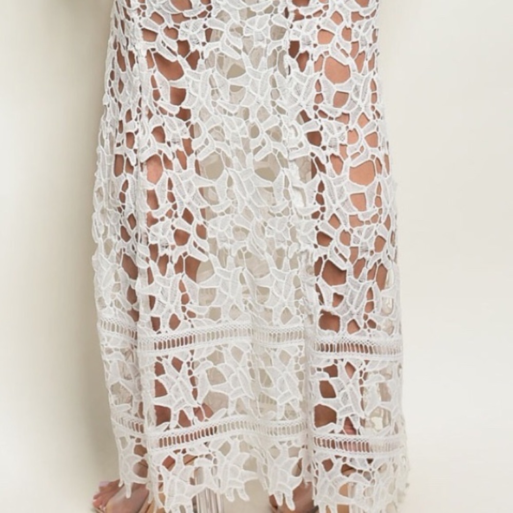 ❌DONATED❌White Crochet 2 Piece Sparkle Gem Detail Skirt Set - Picture 5 of 17
